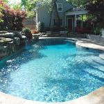 Pool Construction: Brooks Pool Co., Inc. 
Interior Finish: Caribbean Blue PebbleTec®

Landscape Architect: Landscape Associates, LLC | North Little Rock, AR

Brooks Pool Co., Inc. | © 2021 