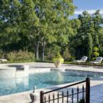 Pool Construction: Brooks Pool Co., Inc. 
Landscape Architect: Landscape Associates, LLC | North Little Rock, AR
Designer: Kaki Hockersmith | Little Rock, AR

Photography: Nancy Nolan | At Home in Arkansas | © 2011